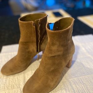 Tory Burch Neutral suede block heel ankle boot. Hardly worn excellent condition